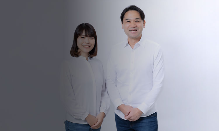 大野 俊亮・明子さんの左写真