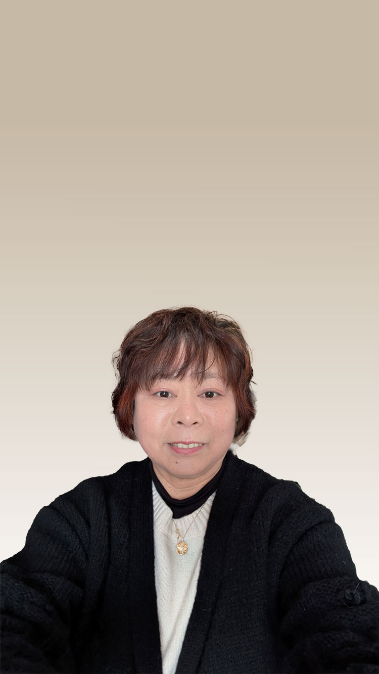 右京 一美さんのファーストビューのレスポンシブ画像