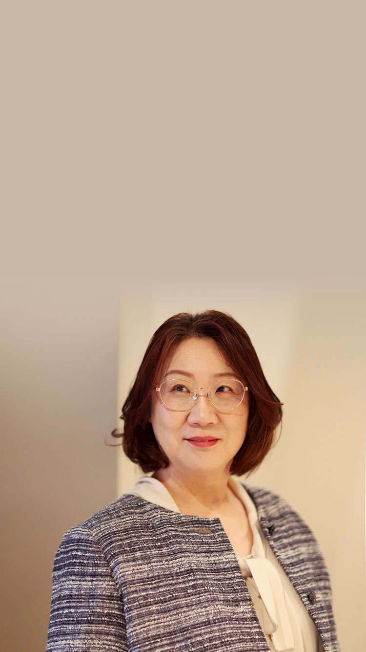 山 雅代さんのファーストビューのレスポンシブ画像