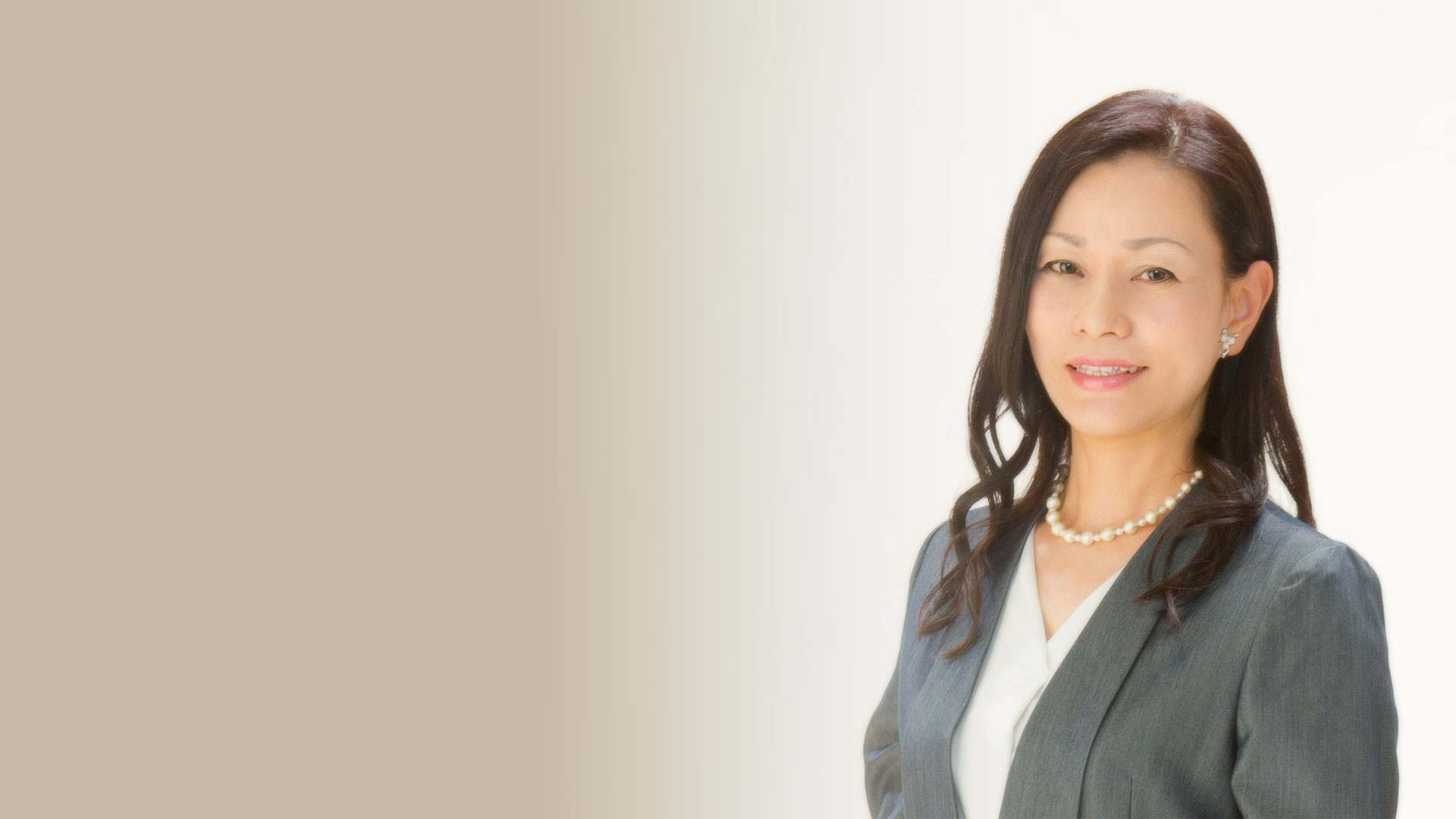 河田 由香里さんのファーストビュー画像