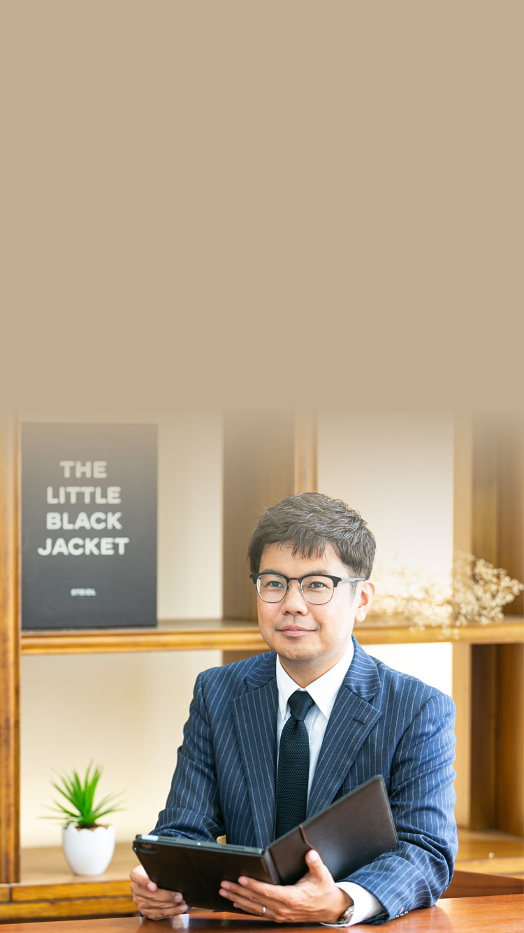 安里 庶司さんのファーストビューのレスポンシブ画像