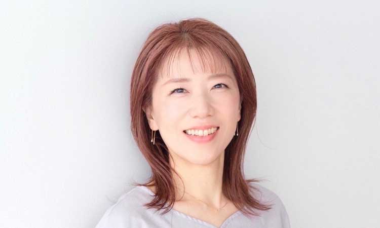 古里 容子さんの右写真