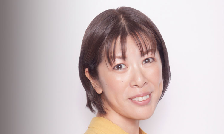 村上 美穂さんの左写真