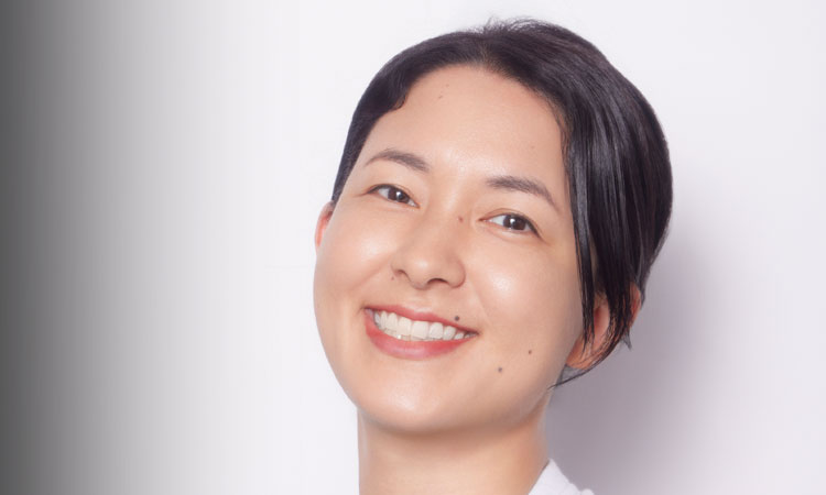平野恵菜さんの左写真