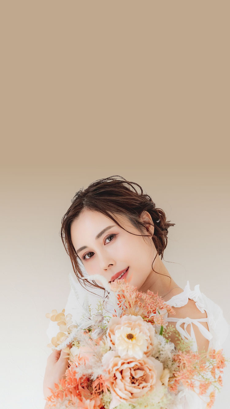 長岡藍里さんのファーストビューのレスポンシブ画像