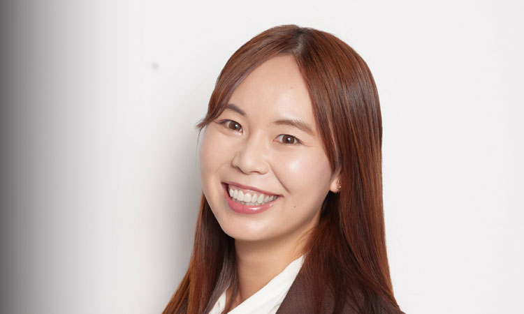 一丸 未来さんの左写真