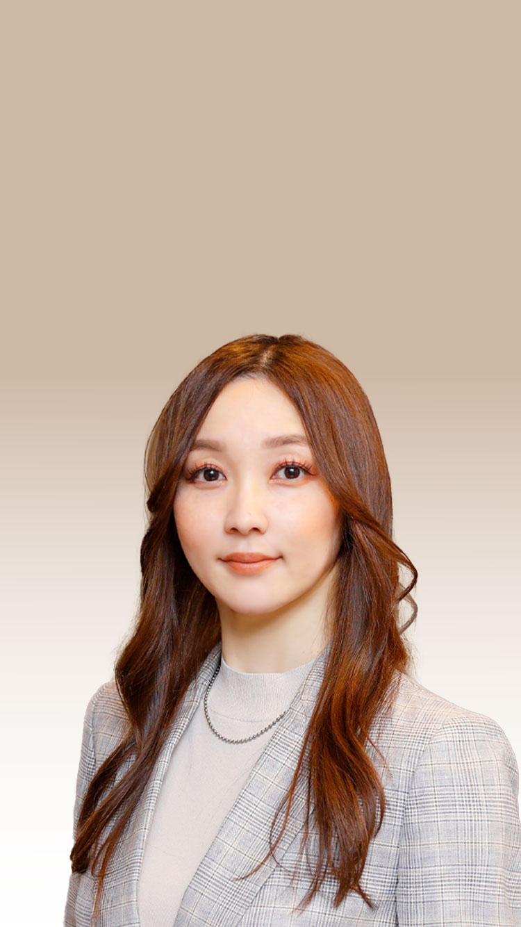 宇野 彩さんのファーストビューのレスポンシブ画像